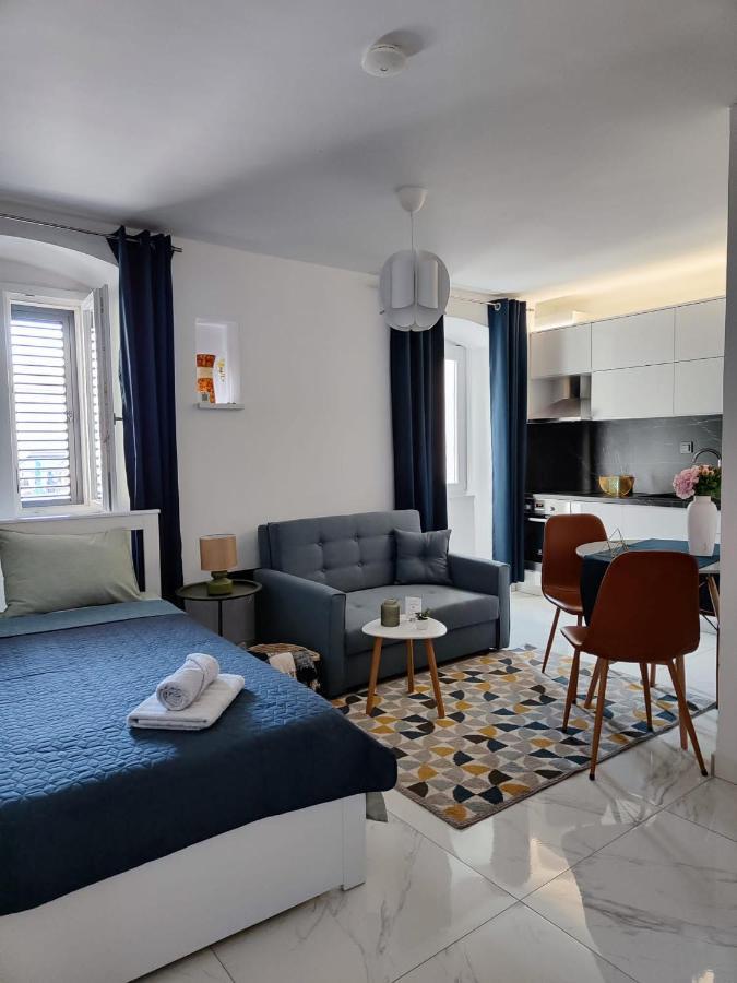 Apartment Augustini Cres Extérieur photo